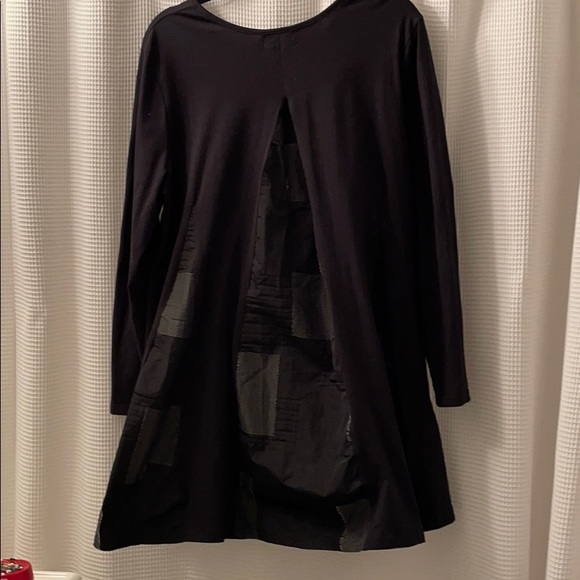 Plus-size swing top. - Picture 4 of 5